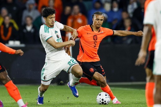 Argelia da el golpe ante Países Bajos y avisa antes del Mundial