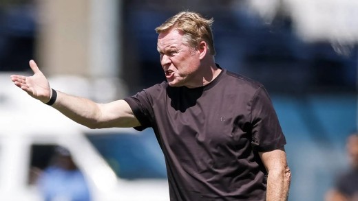 Koeman queda señalado tras el empate de Holanda ante Japón