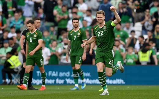 Irlanda gana por la mínima a Catar antes del Mundial